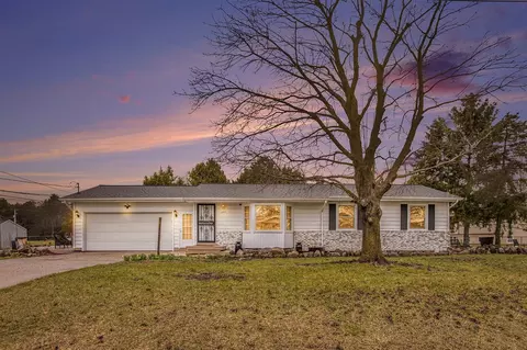 361 8th, Cedar Springs, MI 49319