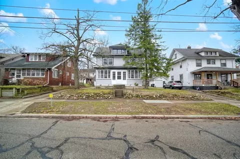Exterior - 1110 4th, Jackson, MI 49203 photo 3 of 20