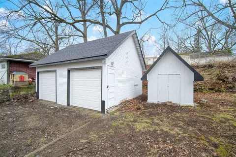 Exterior - 1110 4th, Jackson, MI 49203 photo 15 of 20