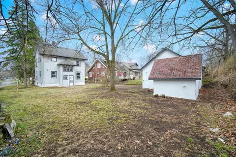 Exterior - 1110 4th, Jackson, MI 49203 photo 19 of 20