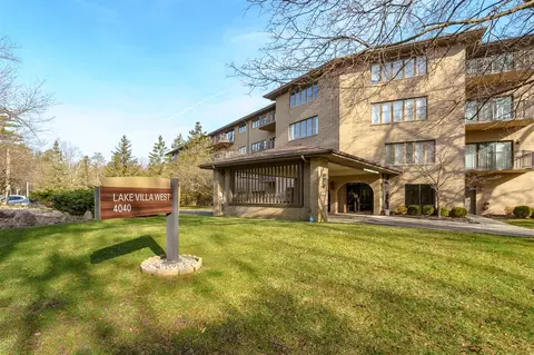 4040 Greenleaf Cir #211, Kalamazoo, MI 49008