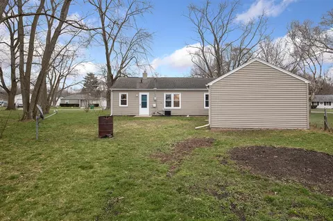 Exterior - 2112 Baldwin, Niles, MI 49120 photo 4 of 5