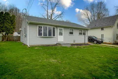 404 W Van Buren, Augusta, MI 49012
