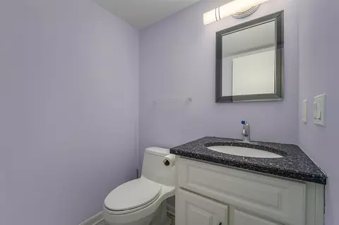 5384 Breeze Hill Pl, Troy, MI 48098 photo 10
