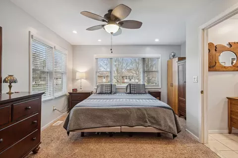 Bedroom - 1210 S Bowen, Jackson, MI 49203 photo 1 of 7