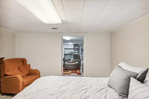 Bedroom - 1210 S Bowen, Jackson, MI 49203 photo 7 of 7