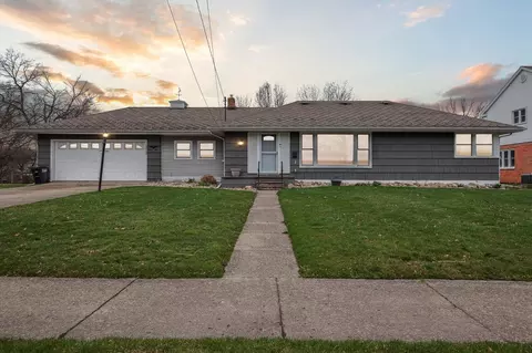 1210 S Bowen, Jackson, MI 49203