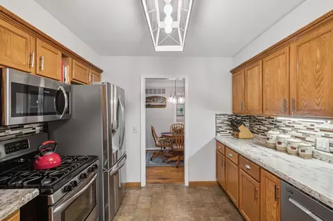 Kitchen - 1210 S Bowen, Jackson, MI 49203 photo 5 of 5
