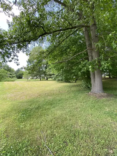 E State, Hanover, MI 49241 photo 4
