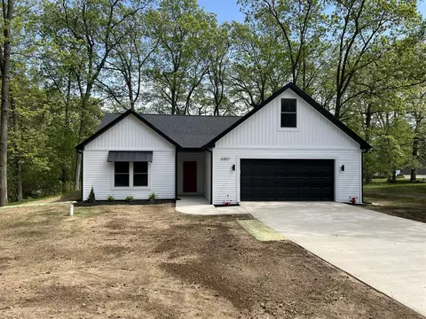 61807 Bayshore, Sturgis, MI 49091