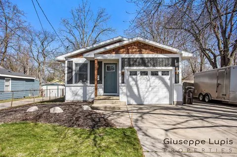 247 43rd, Kentwood, MI 49548