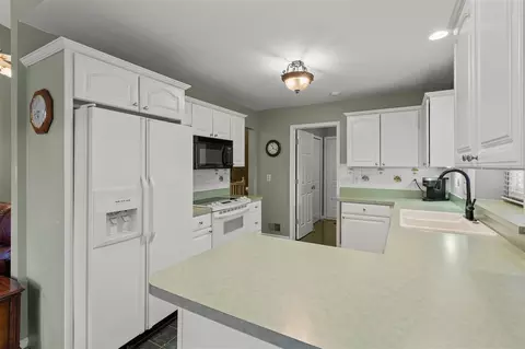 7543 Green Mdw #113, Canton, MI 48187 photo 30