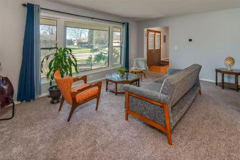 23870 Princeton, Dearborn, MI 48124 photo 5