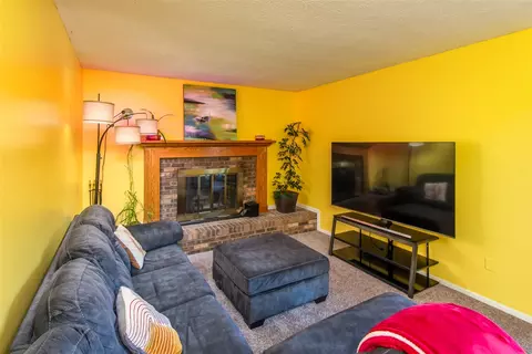 23870 Princeton, Dearborn, MI 48124 photo 15