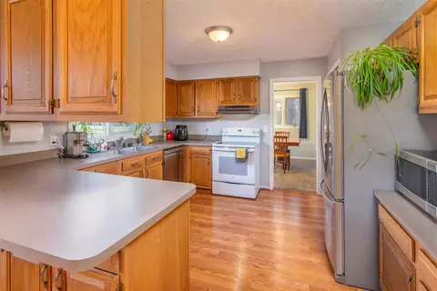 23870 Princeton, Dearborn, MI 48124 photo 11
