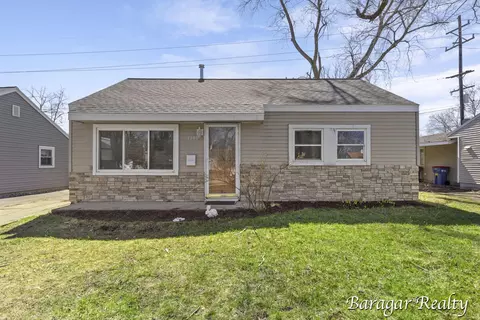 1340 Hollywood, Grand Rapids, MI 49505
