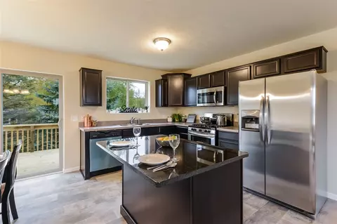 Kitchen - 15011 Oakwood, Big Rapids, MI 49307 photo 3 of 4