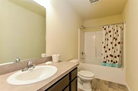 Bath - 15011 Oakwood, Big Rapids, MI 49307 photo 2 of 5