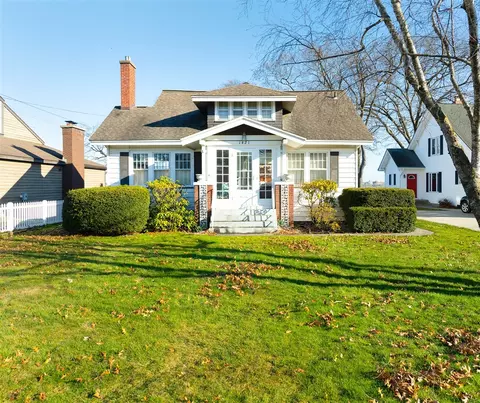 1421 Ruddiman, North Muskegon, MI 49445