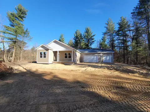 3118 W Lakewood, Whitehall, MI 49461 photo 2