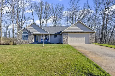 4046 Aviara Oaks, Jackson, MI 49201