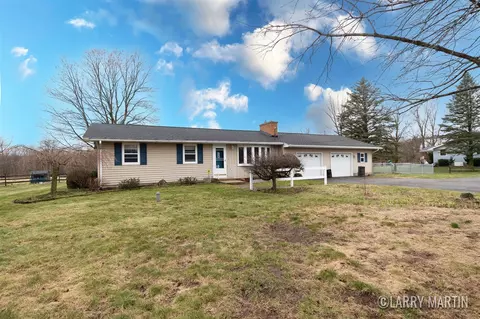 11081 Long Lk, Sparta, MI 49345