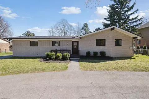 49772 Jefferson, Chesterfield, MI 48047