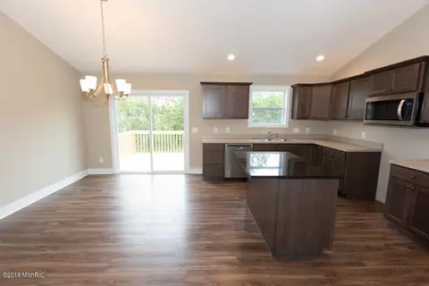 3497 Breezewood, Kentwood, MI 49512
