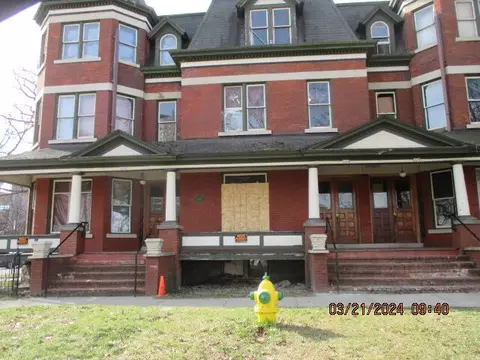 101 W Dutton, Kalamazoo, MI 49007