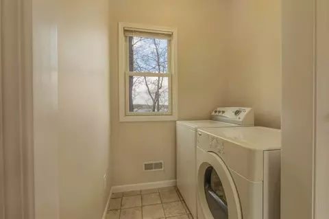 840 E Gull Lk, Augusta, MI 49012 photo 17