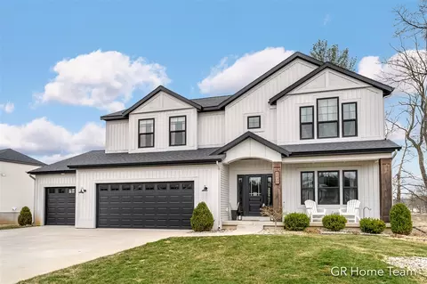 8890 Sterling Hls, Rockford, MI 49341