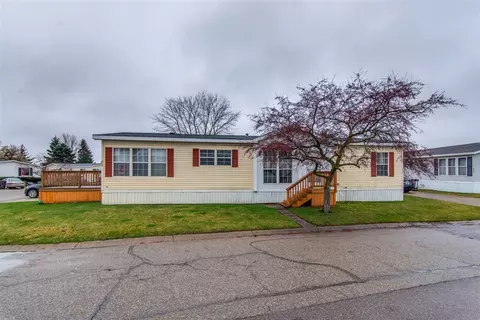 3708 Bentwood, White Lake, MI 48383