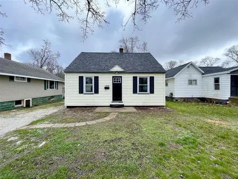 1949 Letart, Muskegon, MI 49441