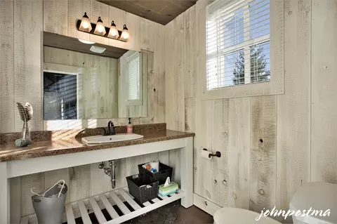 5801 White Barn, Ada, MI 49301 photo 12