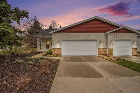 194 Brewer Park, Grand Rapids, MI 49548