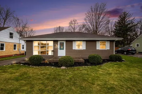 316 Hillview, Buchanan, MI 49107