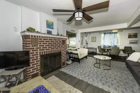 Living - 1144 Lakeshore, Gregory, MI 48137 photo 4 of 6