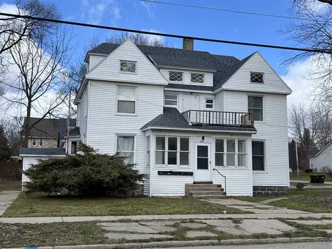 546 Harrison, Belding, MI 48809