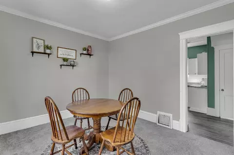 Dining - 411 Edward, Jackson, MI 49201 photo 5 of 5