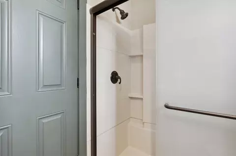 Bath - 7500 3rd, Dexter, MI 48130 photo 2 of 3