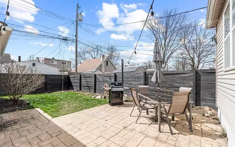 293 W Tacoma, Clawson, MI 48017 photo 7