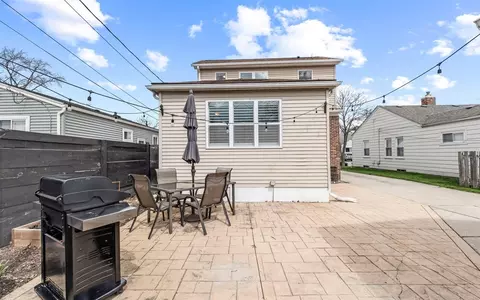 293 W Tacoma, Clawson, MI 48017 photo 9
