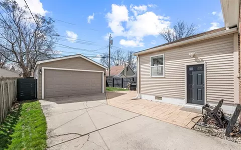 293 W Tacoma, Clawson, MI 48017 photo 6