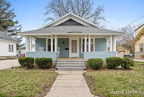 1645 Mcgraft, Muskegon, MI 49441