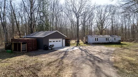 5426 126th, Fennville, MI 49408