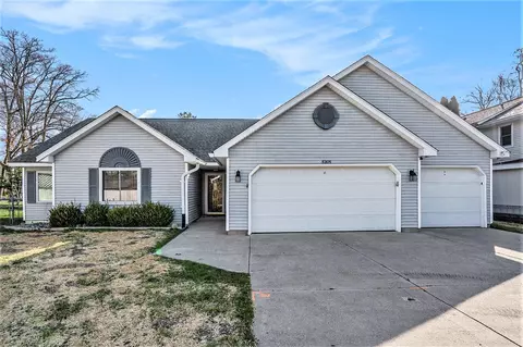5205 Deep Pt, Portage, MI 49002