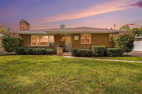 707 Larkspur, Grand Rapids, MI 49504