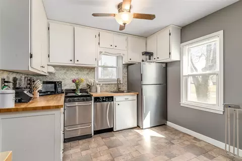 65 W Elmwood, Leonard, MI 48367 photo 13