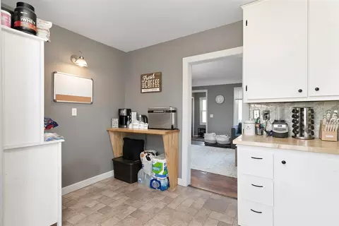 65 W Elmwood, Leonard, MI 48367 photo 16