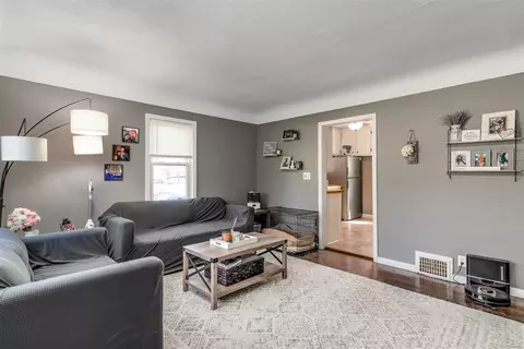 65 W Elmwood, Leonard, MI 48367 photo 8